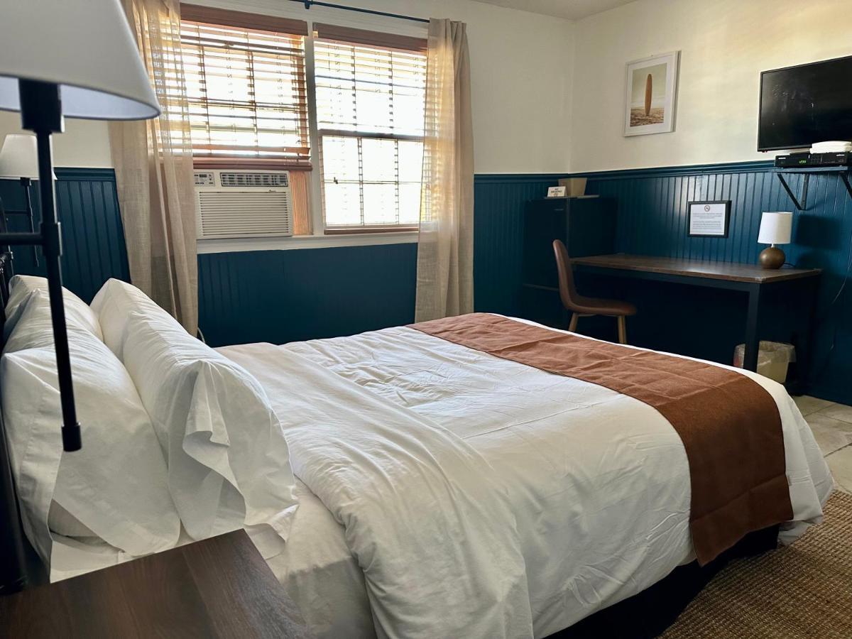 Budget Host East End Hotel In Riverhead  Kültér fotó