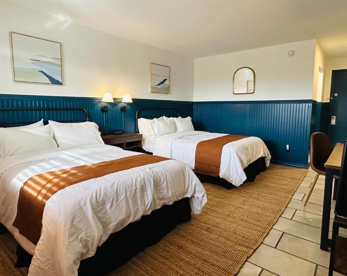 Budget Host East End Hotel In Riverhead  Kültér fotó